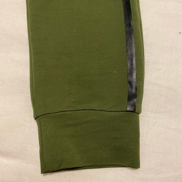 HopeScope Joggers - Picture 3 of 5